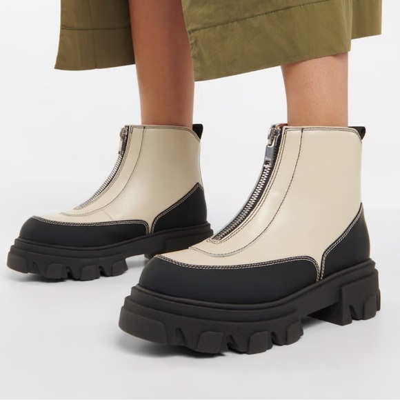 Ganni Shoes - GANNI POLIDO ANKLE  BOOT - EGRET